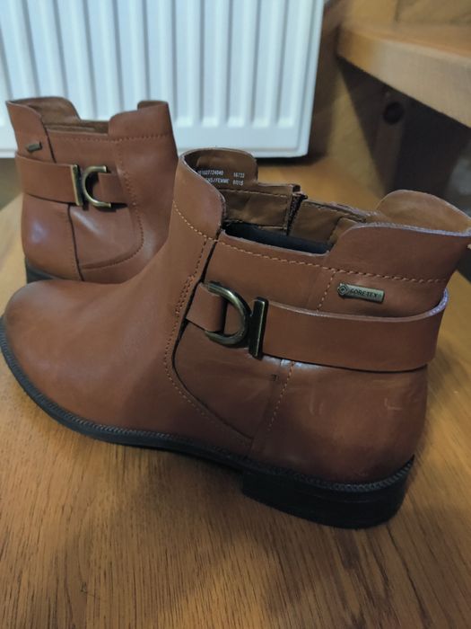 Шкіряні черевики Clarks