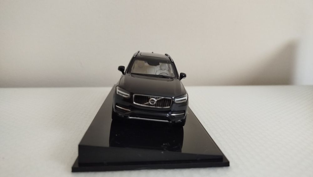Miniatura Volvo XC90 Nova 1/43