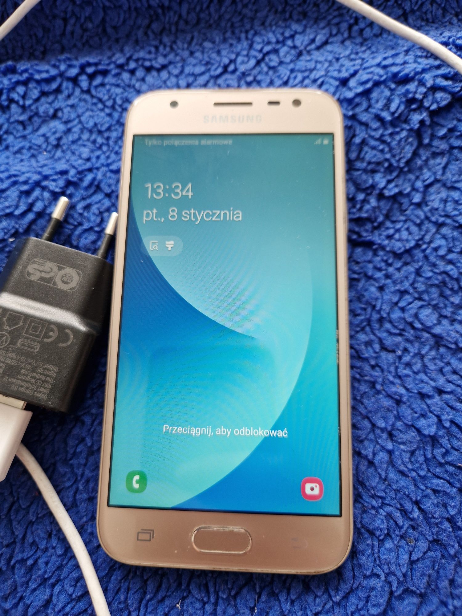 Samsung galaxy  J3 duos
