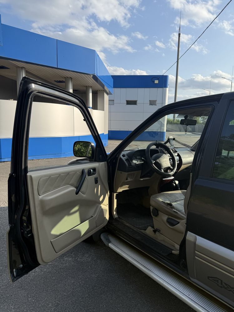 Nissan Terrano 2 2.7 дізель на автоматі