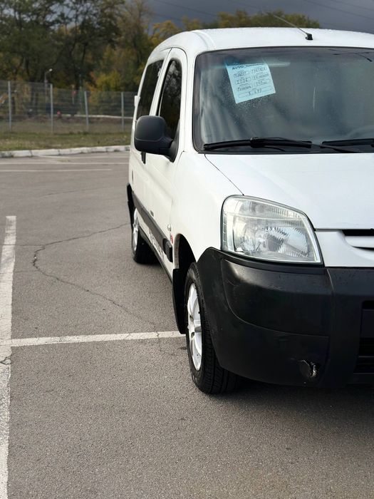 Продам Peugeot Partner