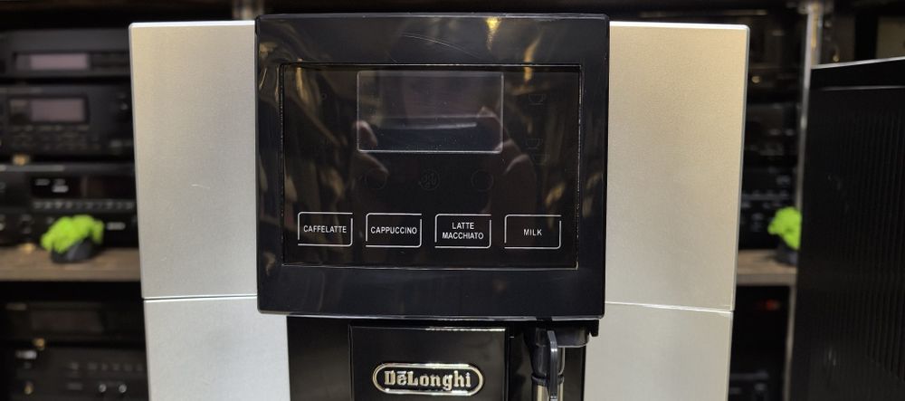 Кавові машини Delonghi Perfecta