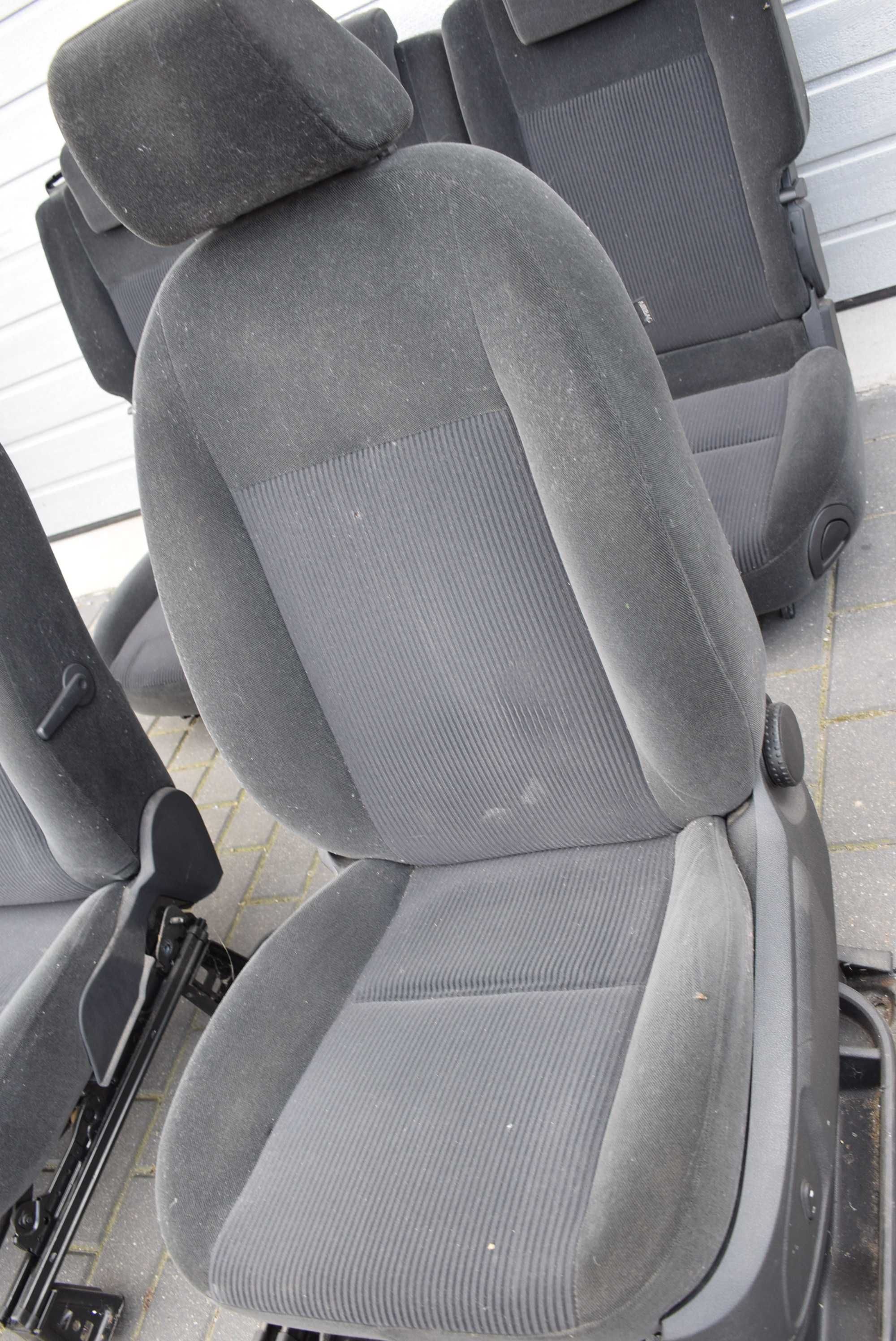 Fotele kanapa siedzenia welurowe Ford Focus C-max ghia