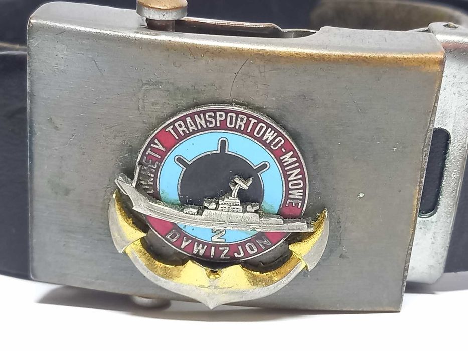 Odznaka 2 dywizjon okręty transportowo-minowe