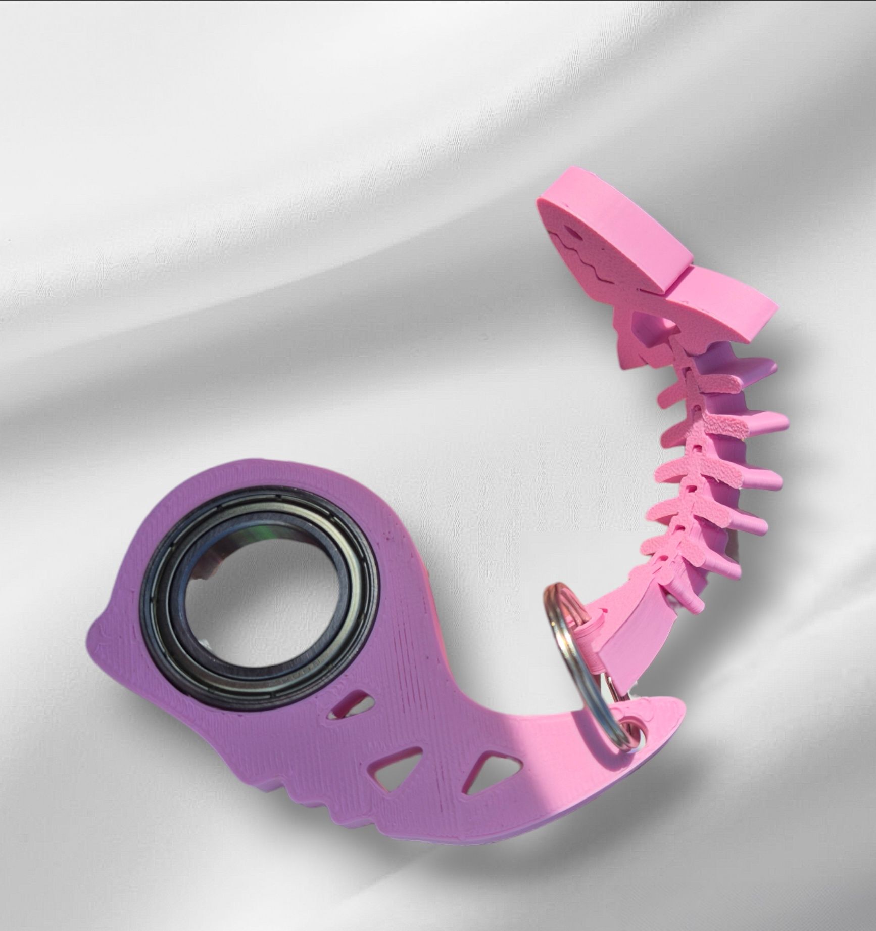 Keyrambit shark pink 17mm