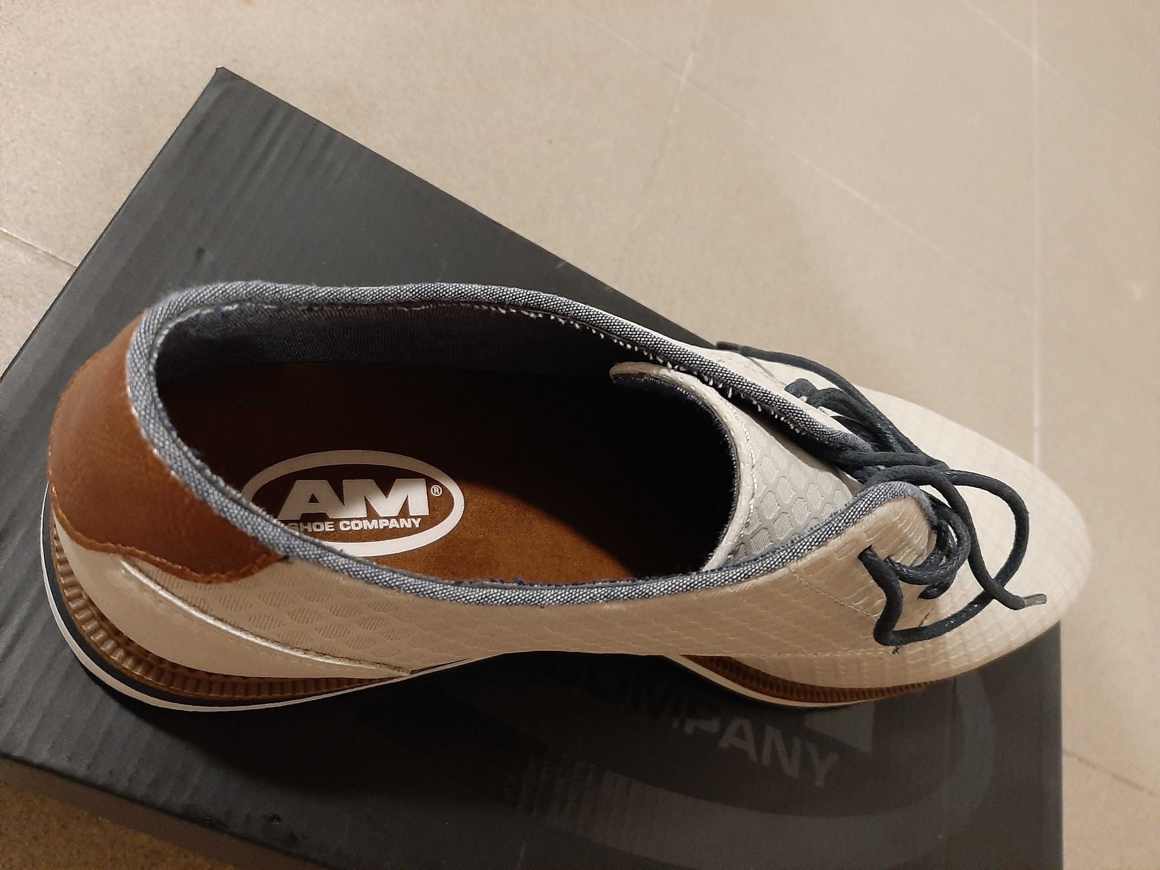 Nowe buty męskie AM SHOE rozmiar 44 jasne [półbuty Deichmann, na lato]