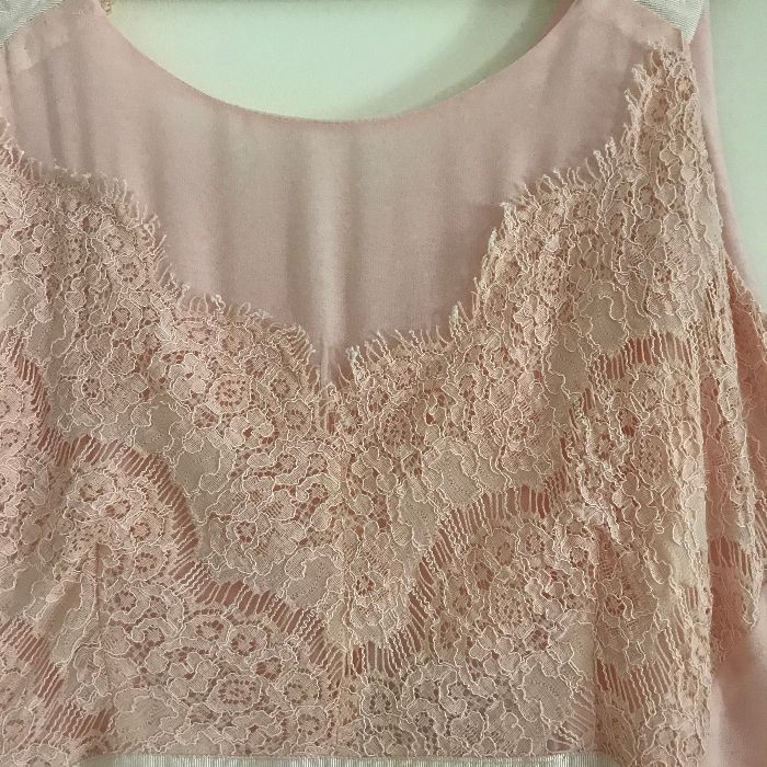 Sukienka koktajlowa Ted Baker z koronki i szyfonu zjawiskowa na wesel