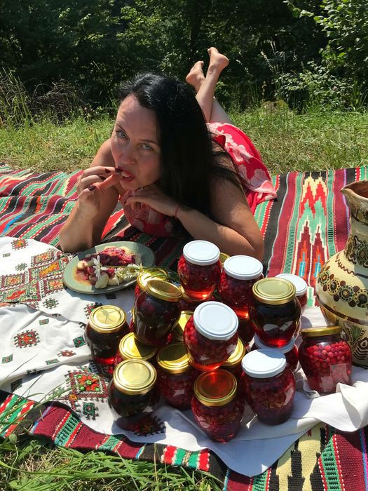 Суниця, брусниця, ожина, чорниця. У сиропі