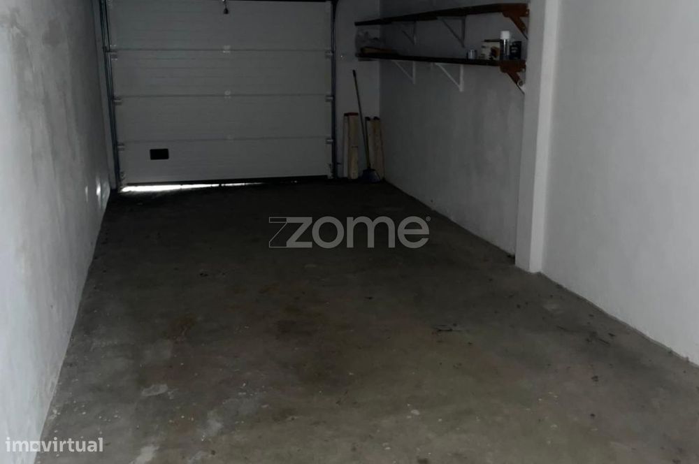 Garagem Em Ramalde Para Arrendamento