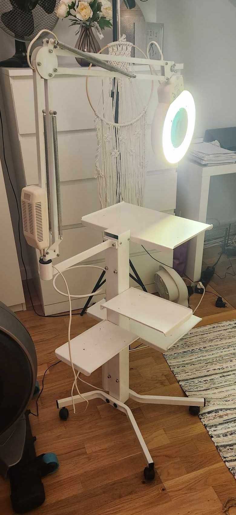 Lampa/lupa kosmetyczna firmy Biomak (do stolika Biomak)