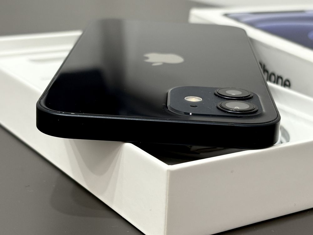 iPhone 12 Black Neverlock (АКБ 91%)