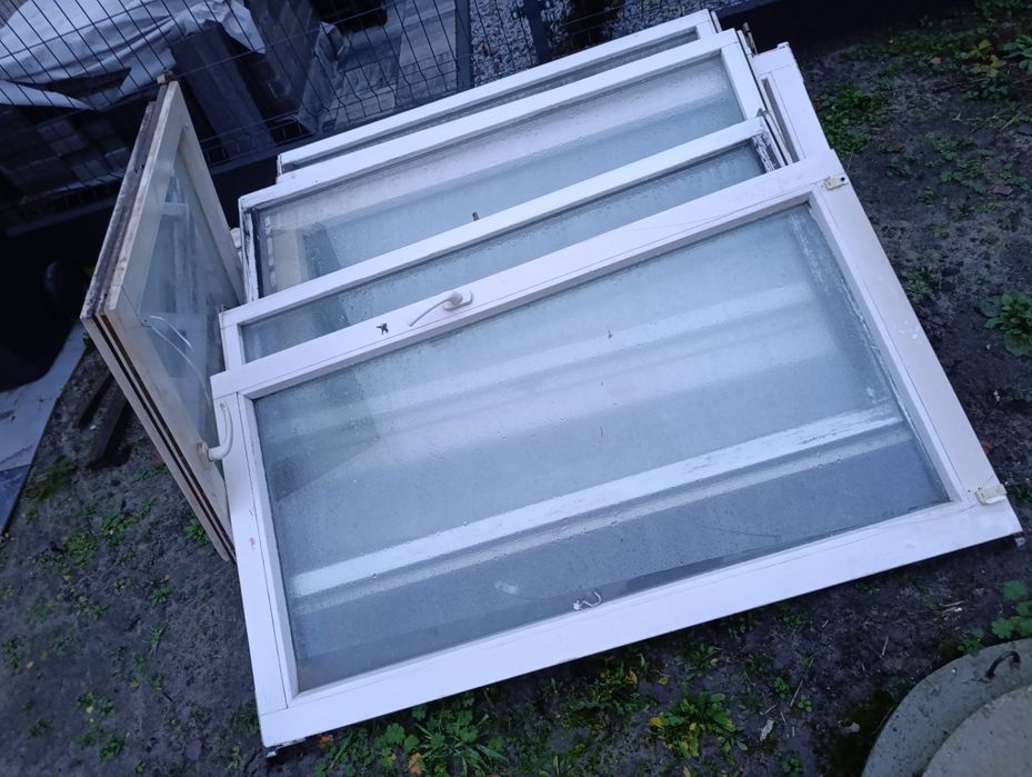 Okna po demontażu bez ram