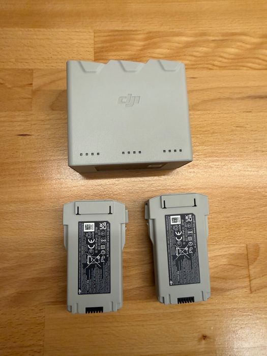 2 Baterias + HUB - DJI Mini 4 Pro