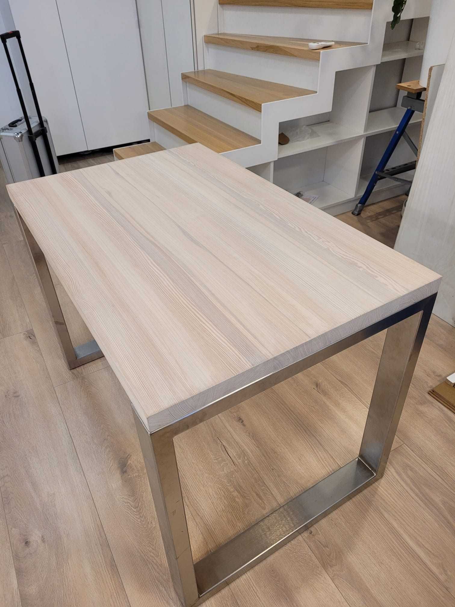 Stół / biurko z drewna i stali nierdzewnej – nowoczesny design, loft