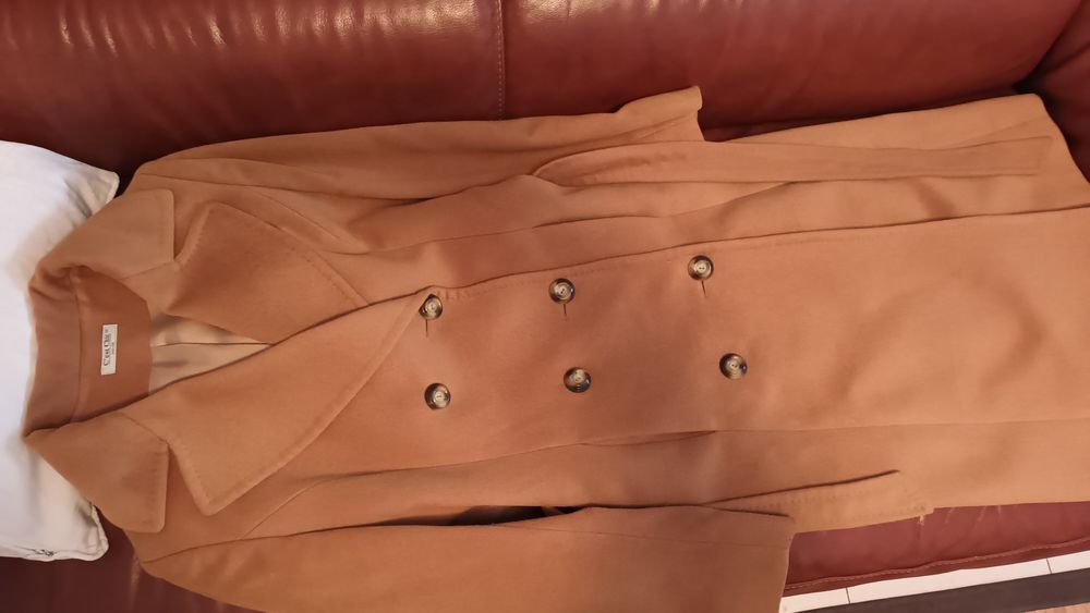 Casaco comprido camel