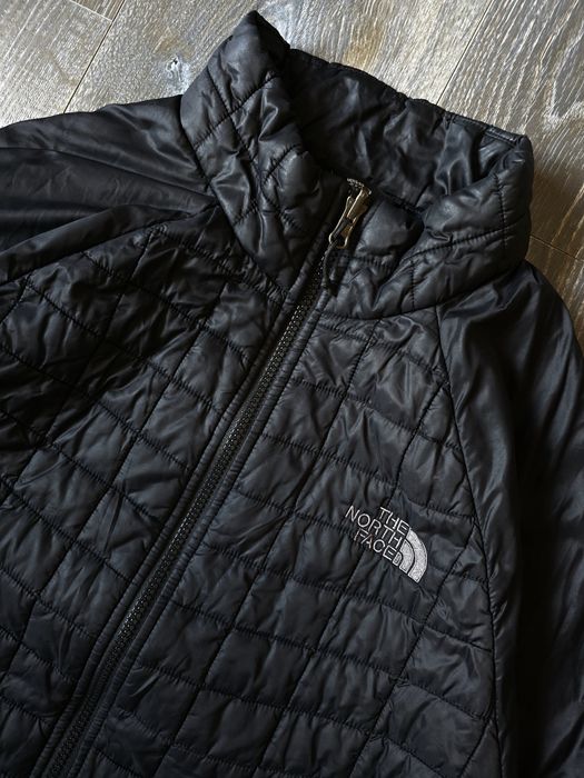 Гарний мікропуховик від тнф The north face micro down jacket