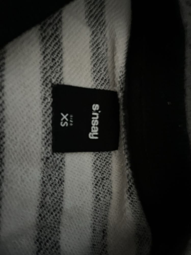 Krótka bluza Sinsay w paski r. XS