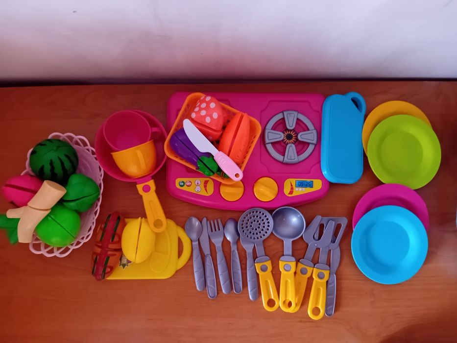 Дитячий посуд іграшковий