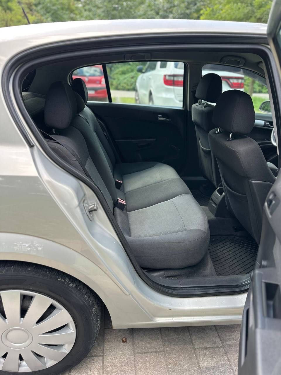 Opel Astra H 2006r klima ekonomiczne autko
