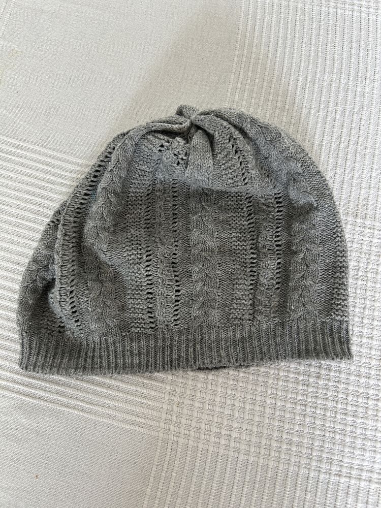 Szary ażurowy beret (czapka)  H&M