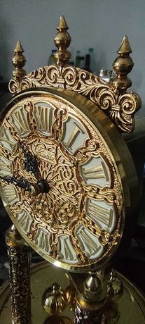 Cudo zegar mosiężny zdobiony Kundu z osłoną najpiękniejszy kominkowy!