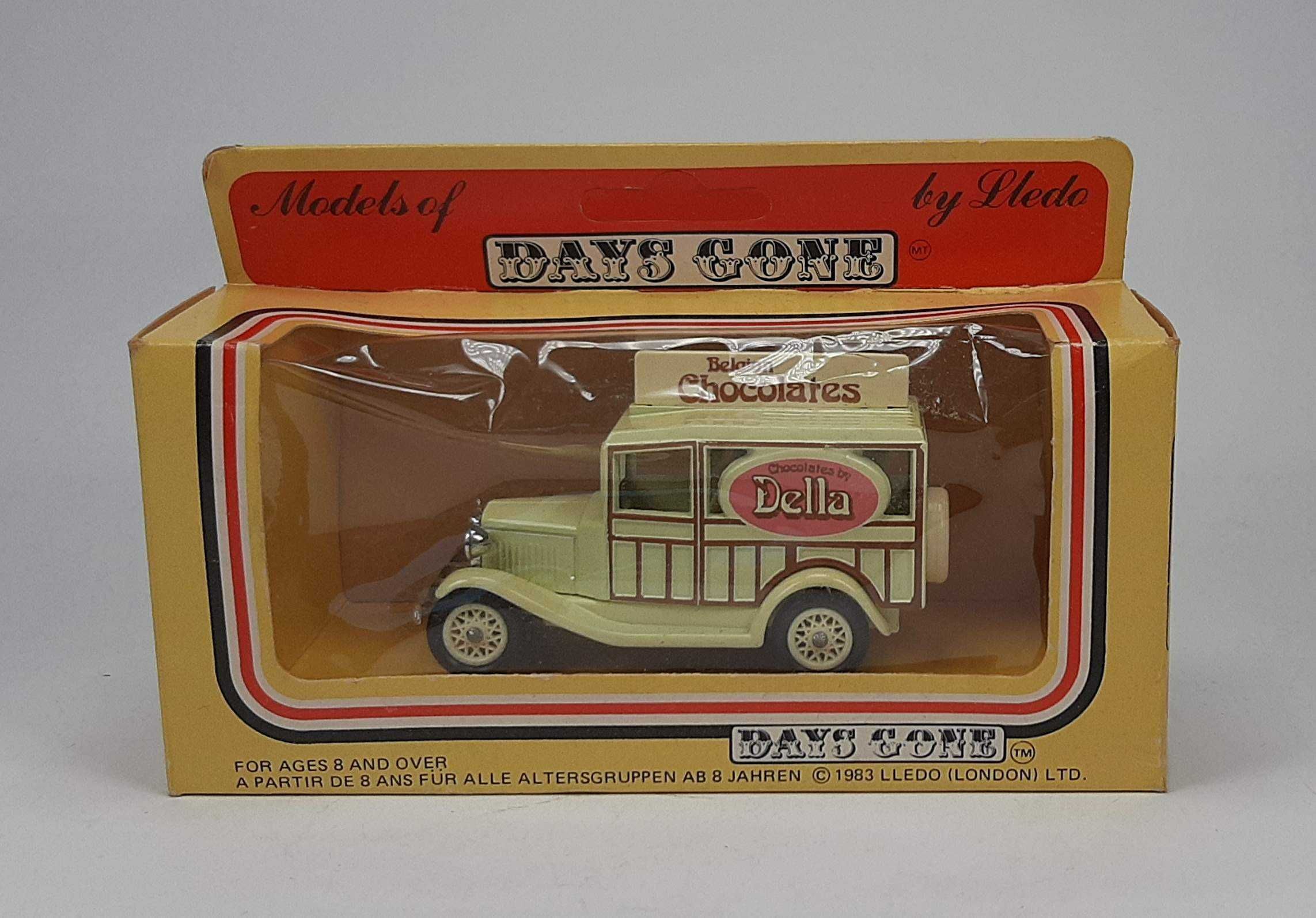 FORD MODEL A Woody Wagon "Della Chocolates" - LLEDO DG-7 England