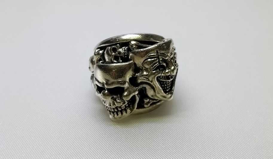 Sygnet srebrny - Czaszki - nr 027 - próba 925