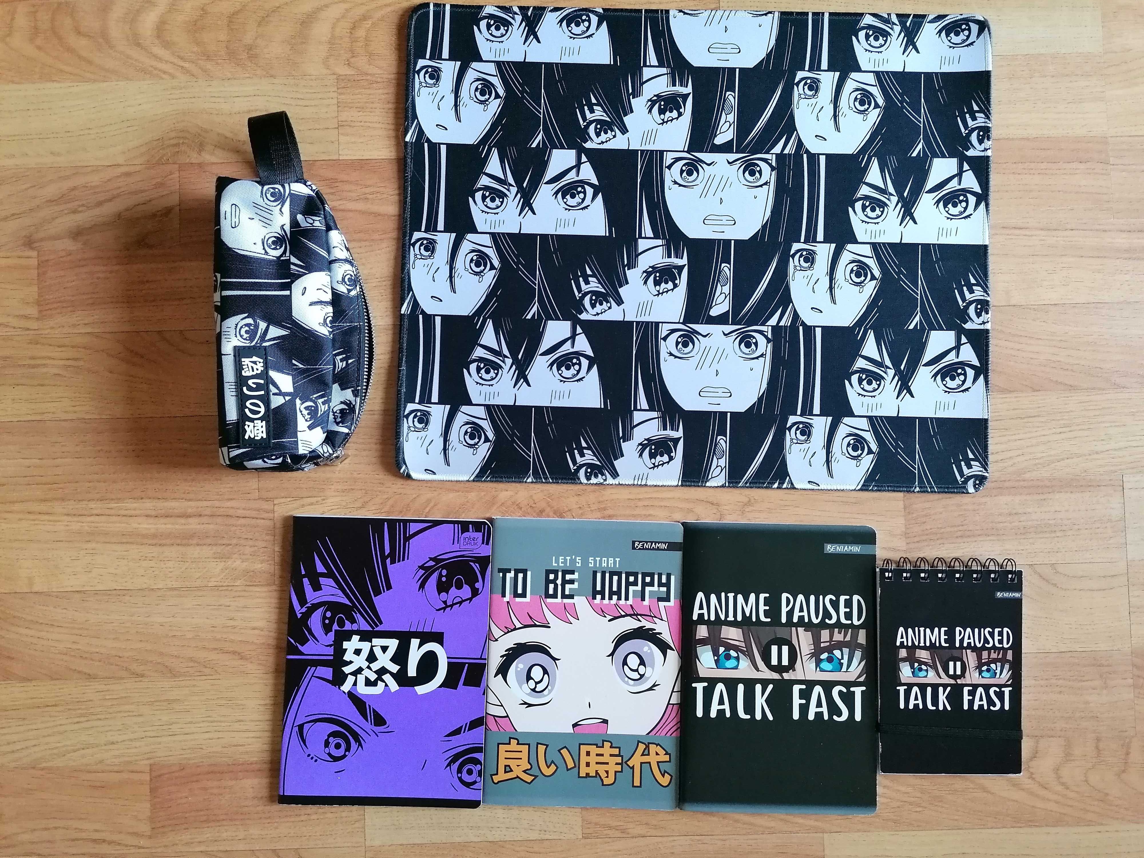 Anime Piórnik, podkładka na biurko, 3 nowe zeszyty + notes