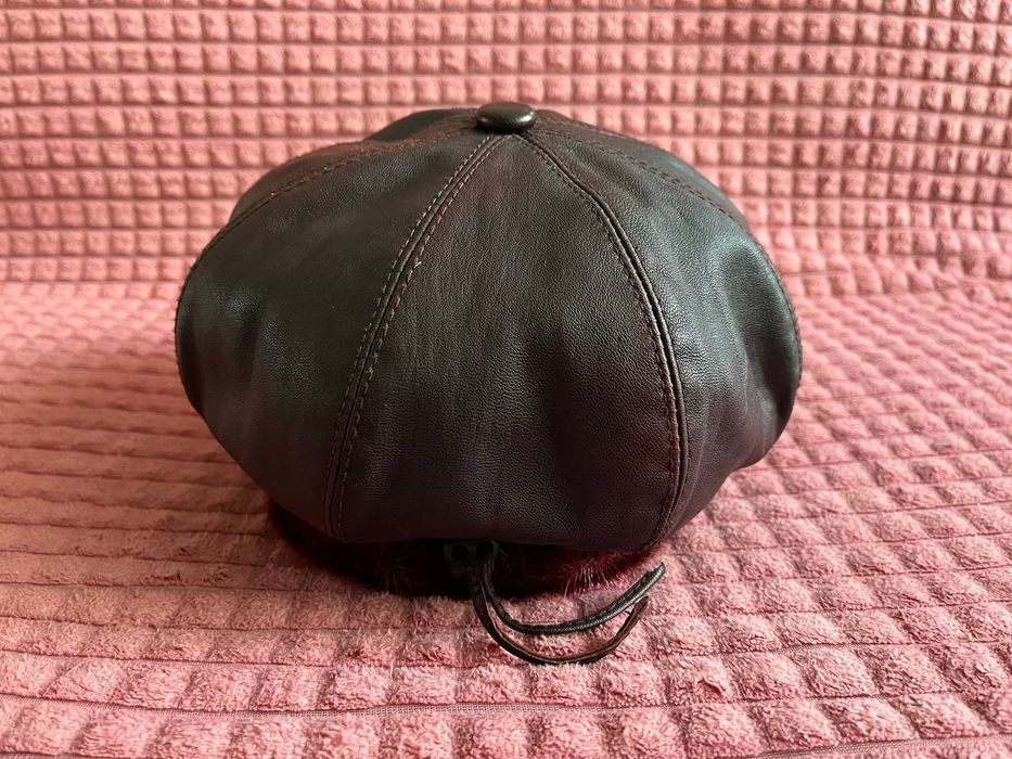 Шкіряний капелюх  з  козирком  кашкет кепі  шляпа жіноча шапка