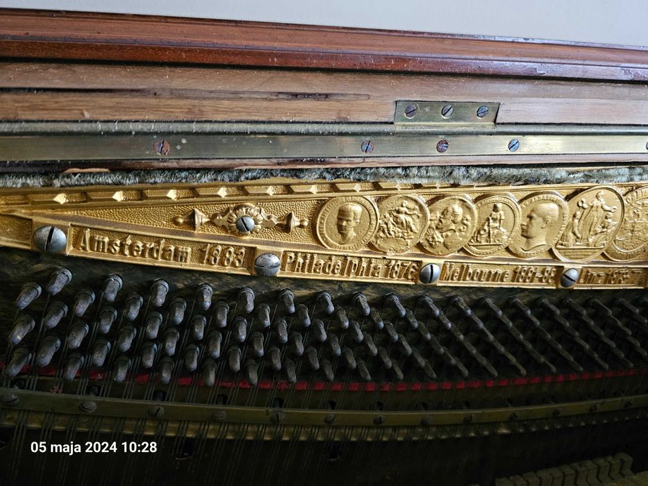 Pianino do renowacji Ed. Seiler.