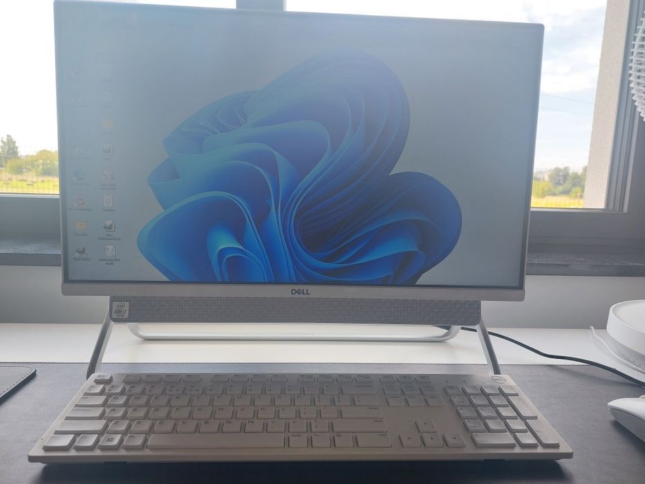 Komputer stacjonarny Dell Inspirion 5490 AIO core i7 Windows 11 Home