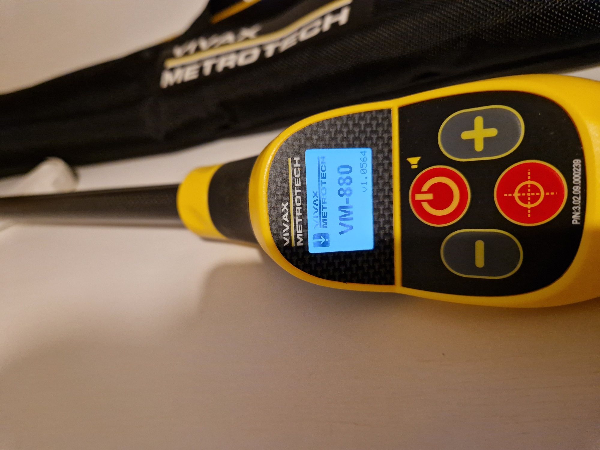 VIVAX  Metrotech VM-880