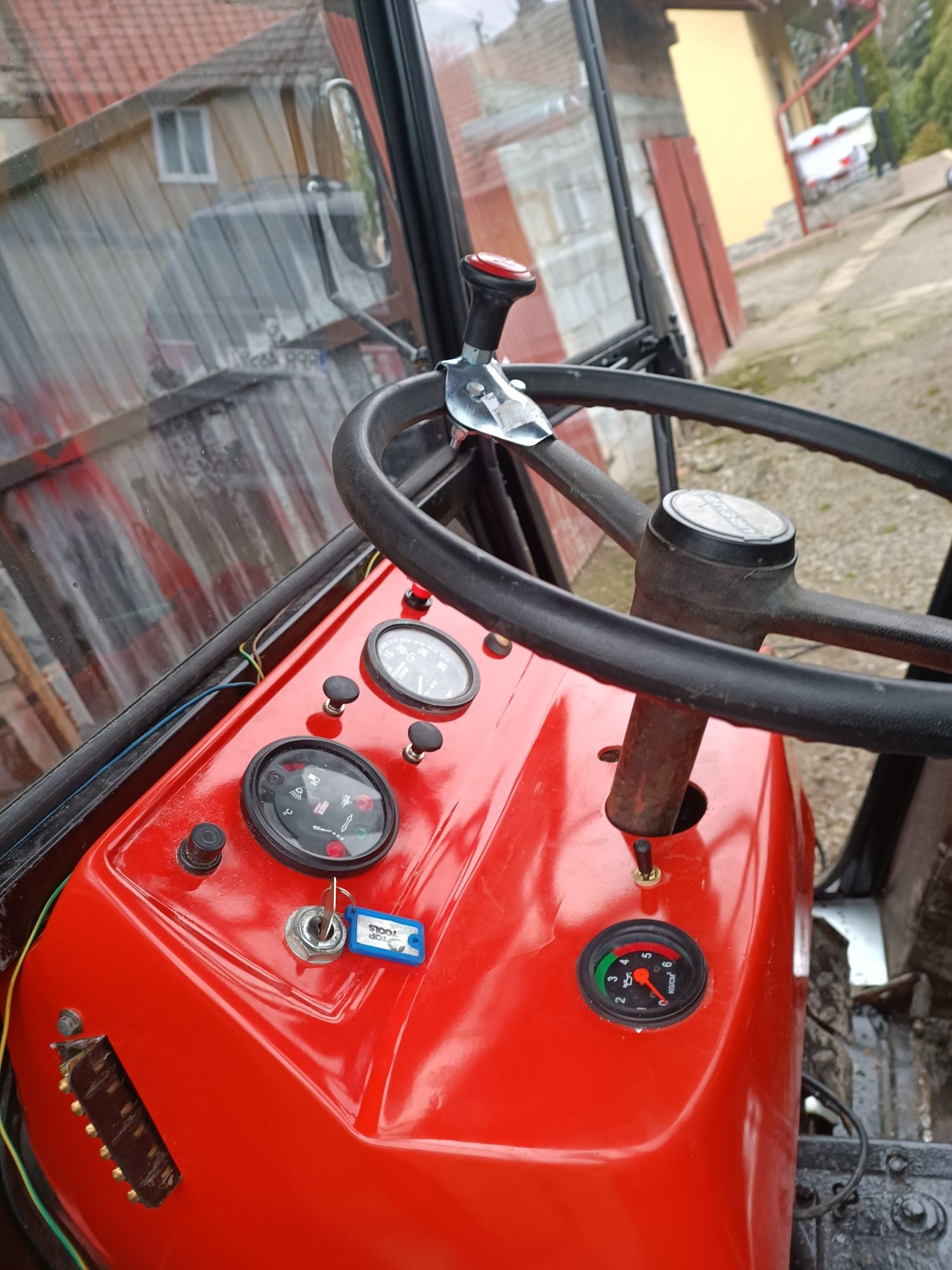 Ursus c4011 ,355 ,360