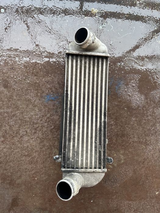 Радіатор інтеркулера Kia Sorento 2.2d 09-15