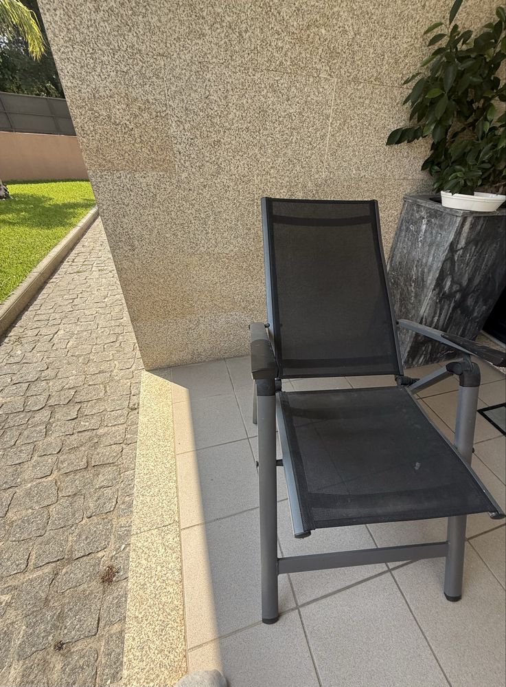 Mesa de jardim como nova em aluminio