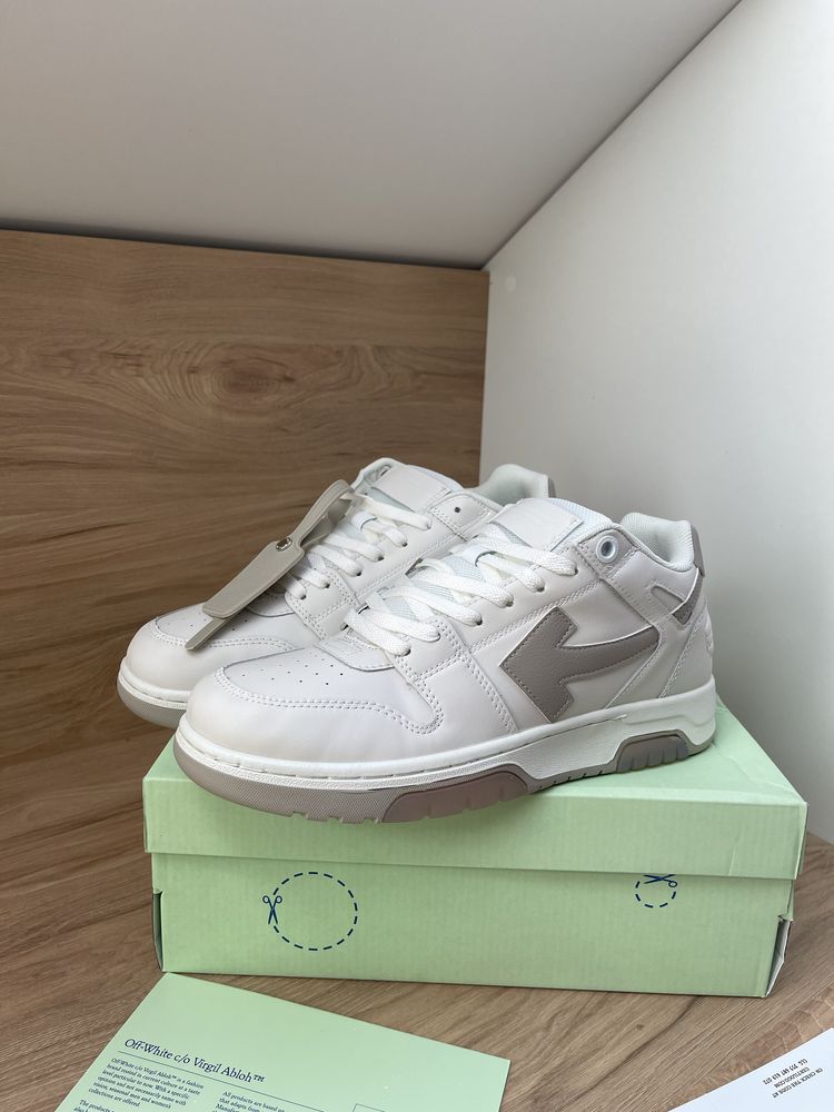 Кросівки Off-White / Out Of Office / оф вайт white/black
