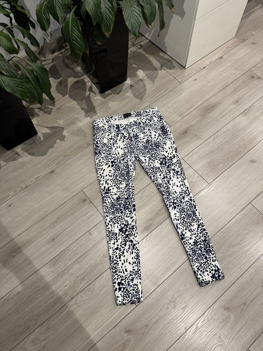 Premium spodnie rage age m biala w cetki granatowe