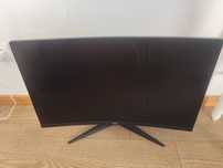 Monitor AOC 27" ecrã partido