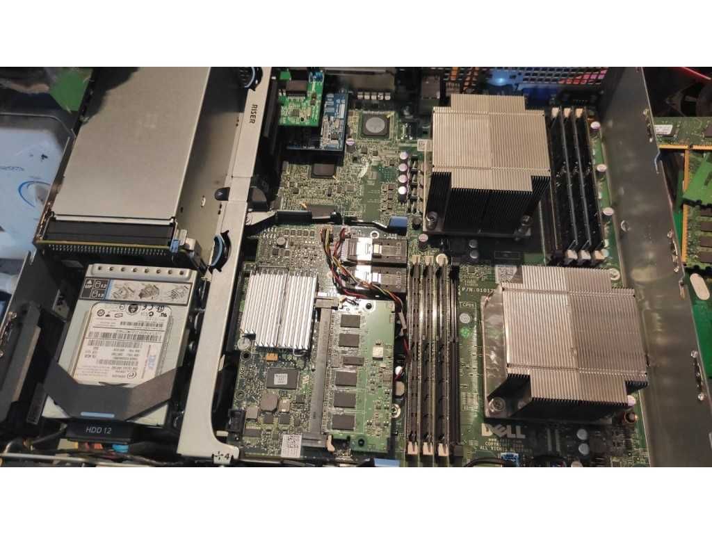 Сервер DELL Power Edge R510 два Xeon E5550 DDR3 48Gb HDD 6Tb