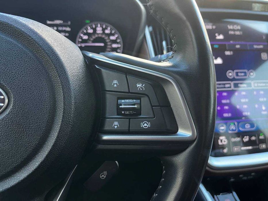 Субару Оутбек 2,4 бензин автомат 2021