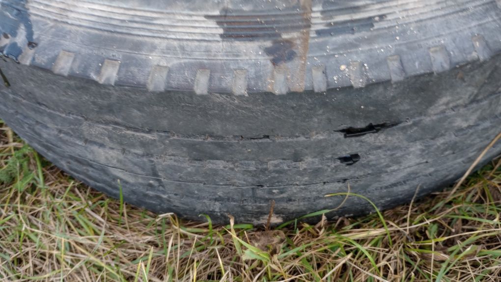 Opony 315//70/22.5,10r.20,1200,1100x20.