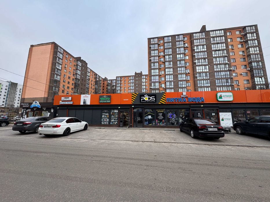 Приміщення/МАФ на Митниці в густонаселеному районі