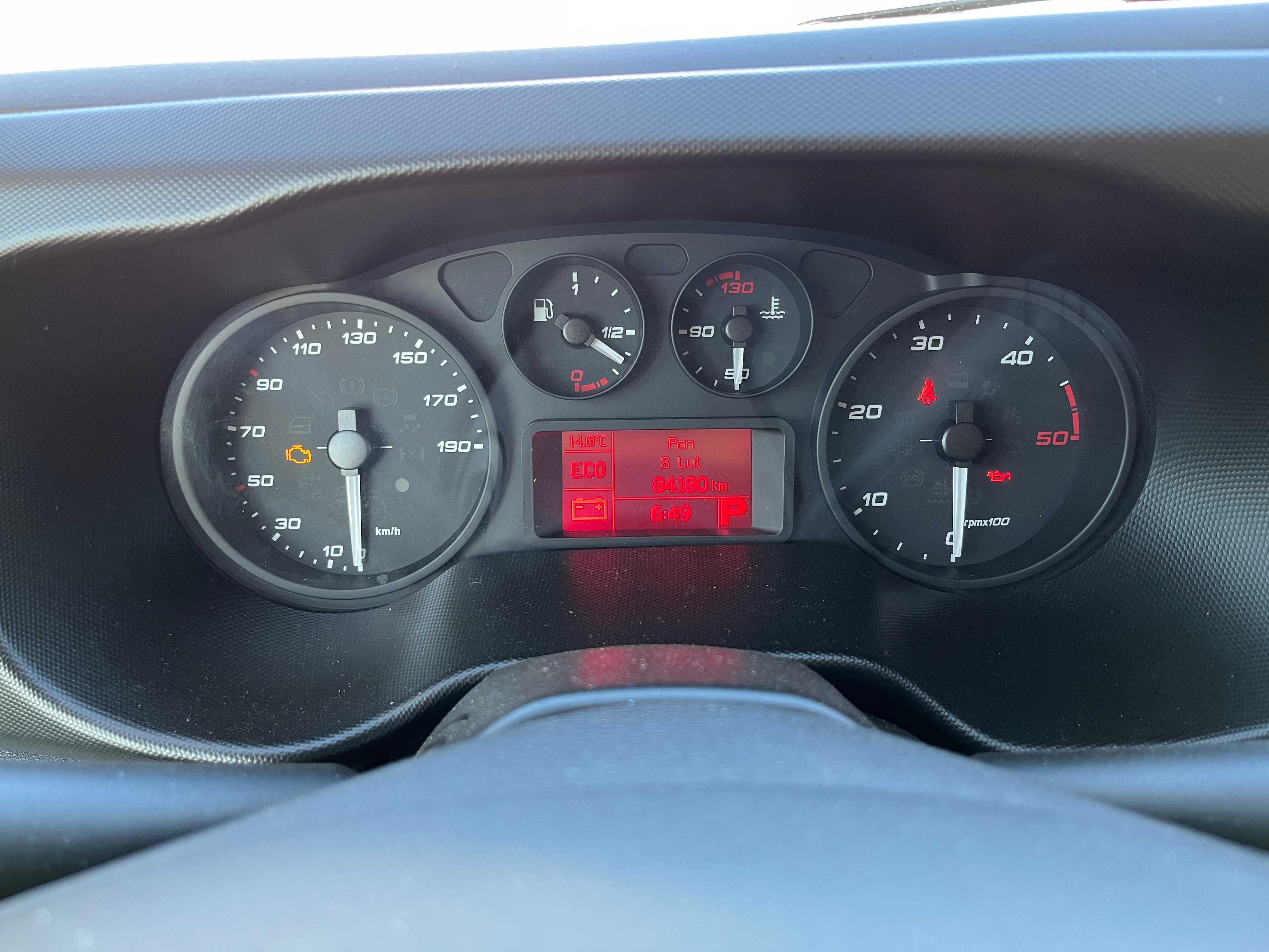 IVECO WÓZ SERWISOWY - mobilna wulkanizacja