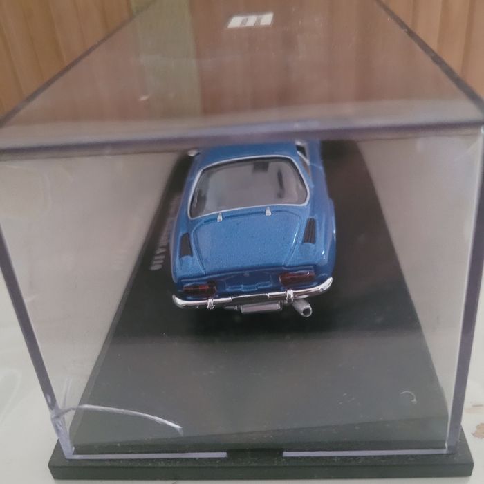 Carro miniatura.