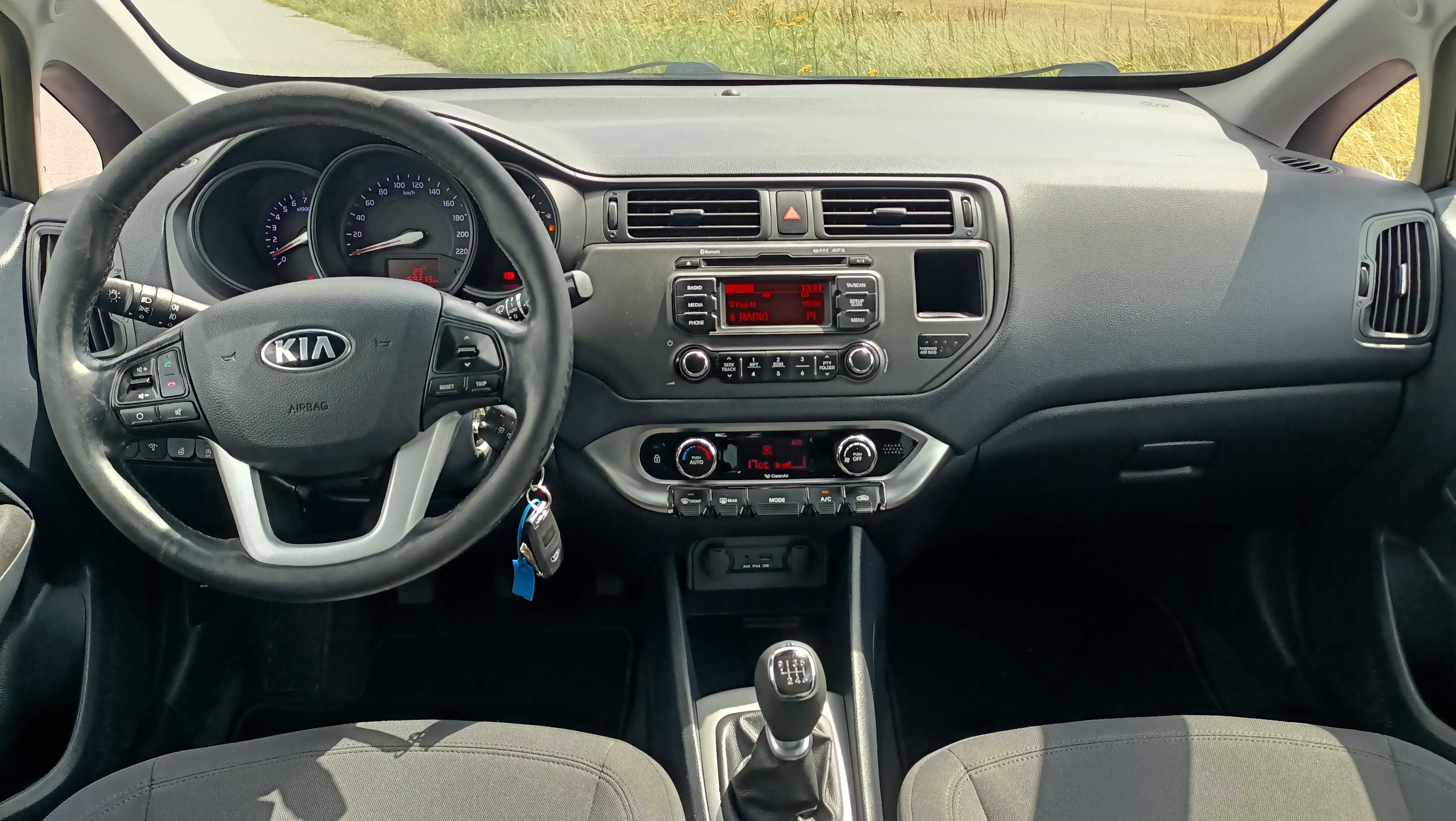 Kia Rio 1.4 benz. 109KM 5drzwi Klima Elektryka LED Alu Bezwypadek