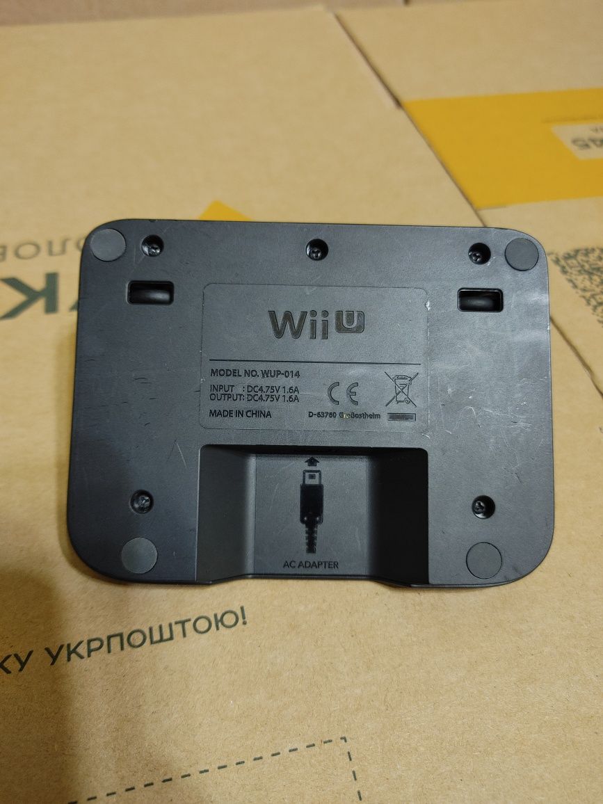 Nintendo Док станция/подставка +подставка для геймпада Nintendo Wii U.