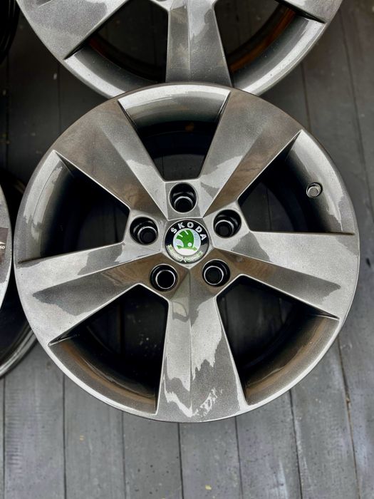 Диски 5/112 r16 Skoda