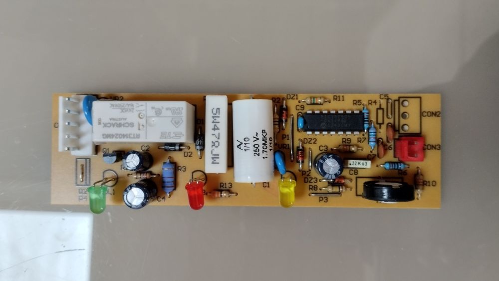 Frigorífico Teka placa electrónica