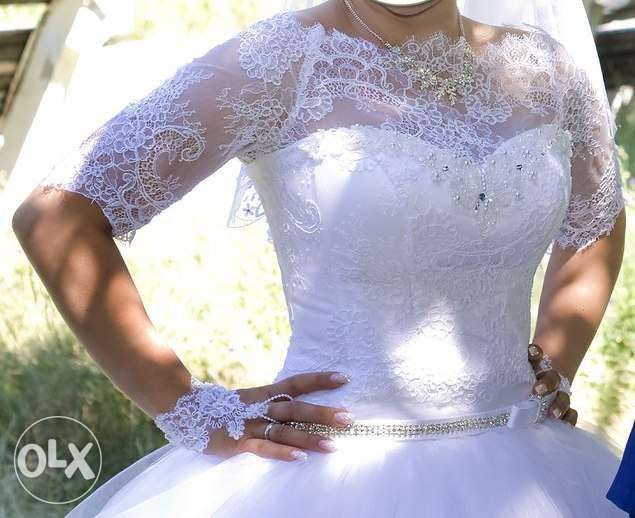 Свадебное платье