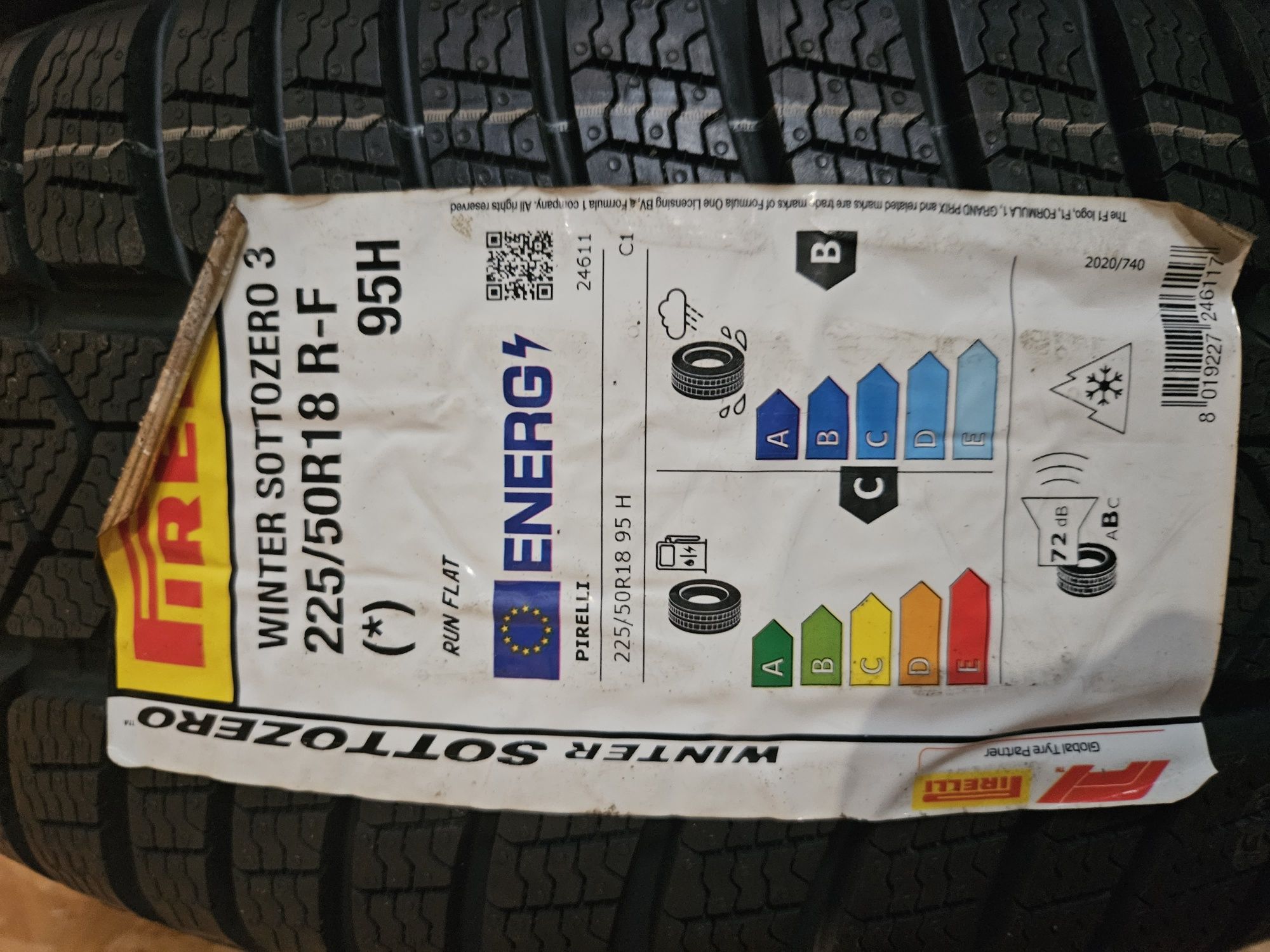 Opony zimowe 225/50/18 pirelli sottozero 3 runflat bmw